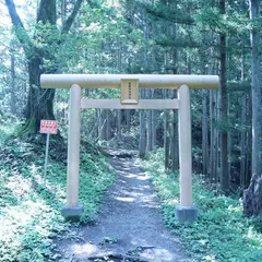 武蔵御嶽神社鳥居