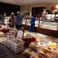 Liliha Bakery at Macy's Ala Moana