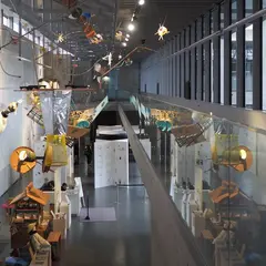 越後妻有里山現代美術館キナーレ