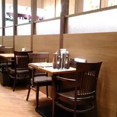 横濱元町ドリア 横浜ワールドポーターズ店