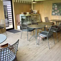 ガーデンカフェ ハックベリー
