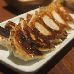 北新地ぎょうざ家 バル