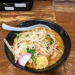  トナリ 丸の内店