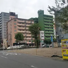 フォーリーブズイン/FORLEAVES INN 上本町