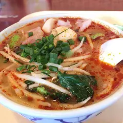 イヴォ ホームズ パスタ