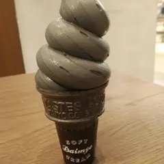 大名ソフトクリーム 博多店