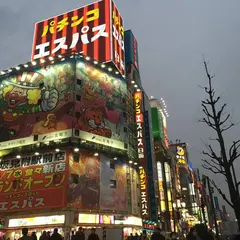 西武新宿駅pepe前広場