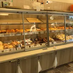 コミベーカリー 知寄町本店