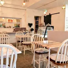 TOMOYASU SISAKUSYO 友安製作所CAFE &BAR