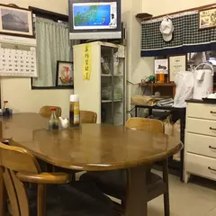 港のごはんやさん