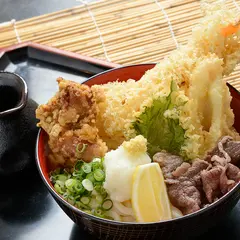 讃岐うどんの七宝亭