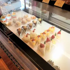 パティスリー ルリジューズ
