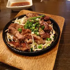 炭火焼 味味鳥