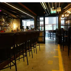Port Restaurant & Bar