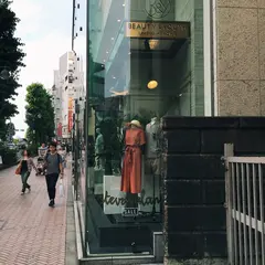 スティーブン アラン トーキョー