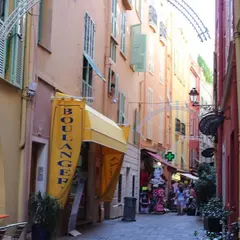 大公宮殿（Prince's Palace）