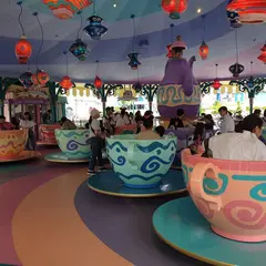 アリスのティーパーティー
