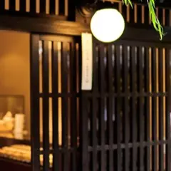 京都情緒薫る婚約指輪と、和風情燈る結婚指輪専門店：萬時