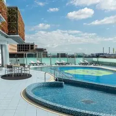アパホテル＆リゾート横浜ベイタワー