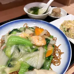 551蓬莱アルデ新大阪店