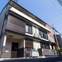 カモリバー清水五条