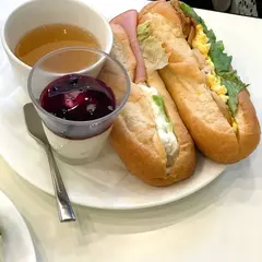 喫茶室ルノアール 新宿区役所横店