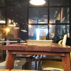 炭火焼ハンバーガー&ステーキ チェリーズ