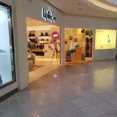 Mid Valley Megamall（ミッドバレーメガモール）