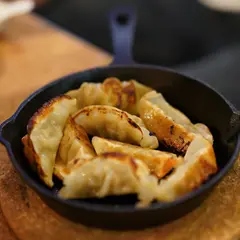大衆鉄板屋台ナカナカナカ