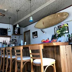 BAR AVANTI