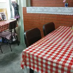 三角食堂