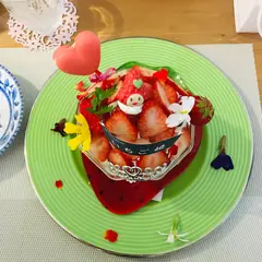 マコハハ トミティ デザインケーキ