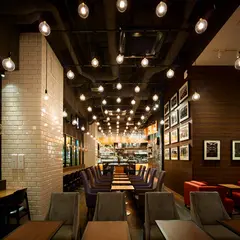PIER'S CAFE
