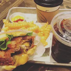 シェイク シャック 梅田阪神店