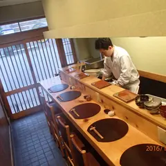 江戸前 晋作