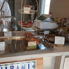 焼菓子の店ハシバミ
