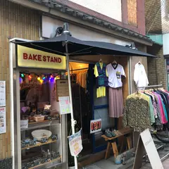 NUTS & MILK 焼き菓子と古着のお店