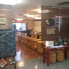 BOOKMARK CAFE