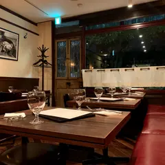 Bistro Petit