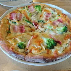 石窯ピザ屋水守の郷