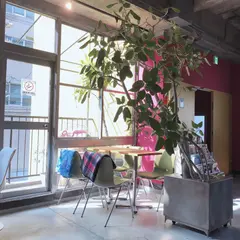 manu coffee roasters クジラ店