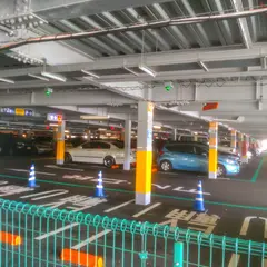 エキスポシティ駐車場