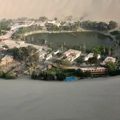 ワカチナ（Huacachina）