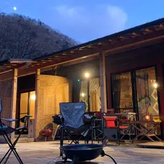 Akaya Glamping House