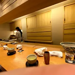 御成門はる