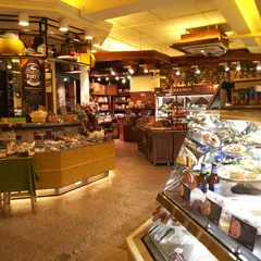 グランドフードホール
