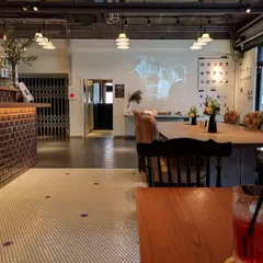 銭屋本舗本館