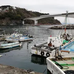 岩漁港