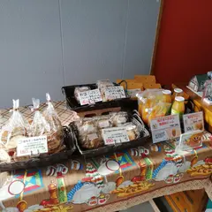 パン屋のぷらてーろ
