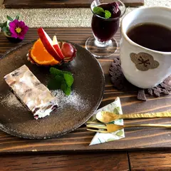 ぬく森